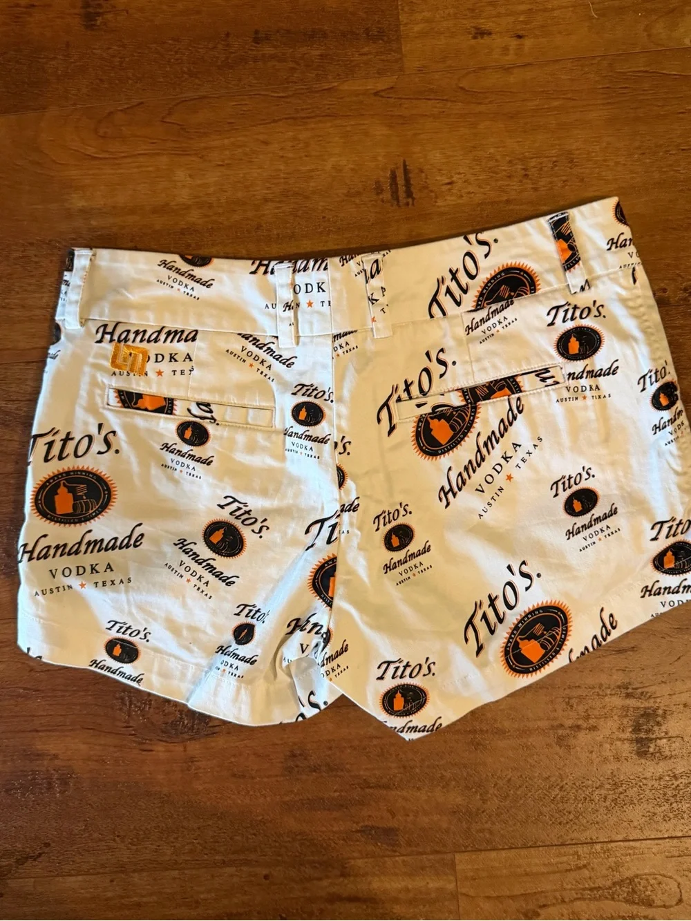 NWOT Loudmouth Golf Women's Tito's Handmade Vodka Mini Short Shorts Size 4 White